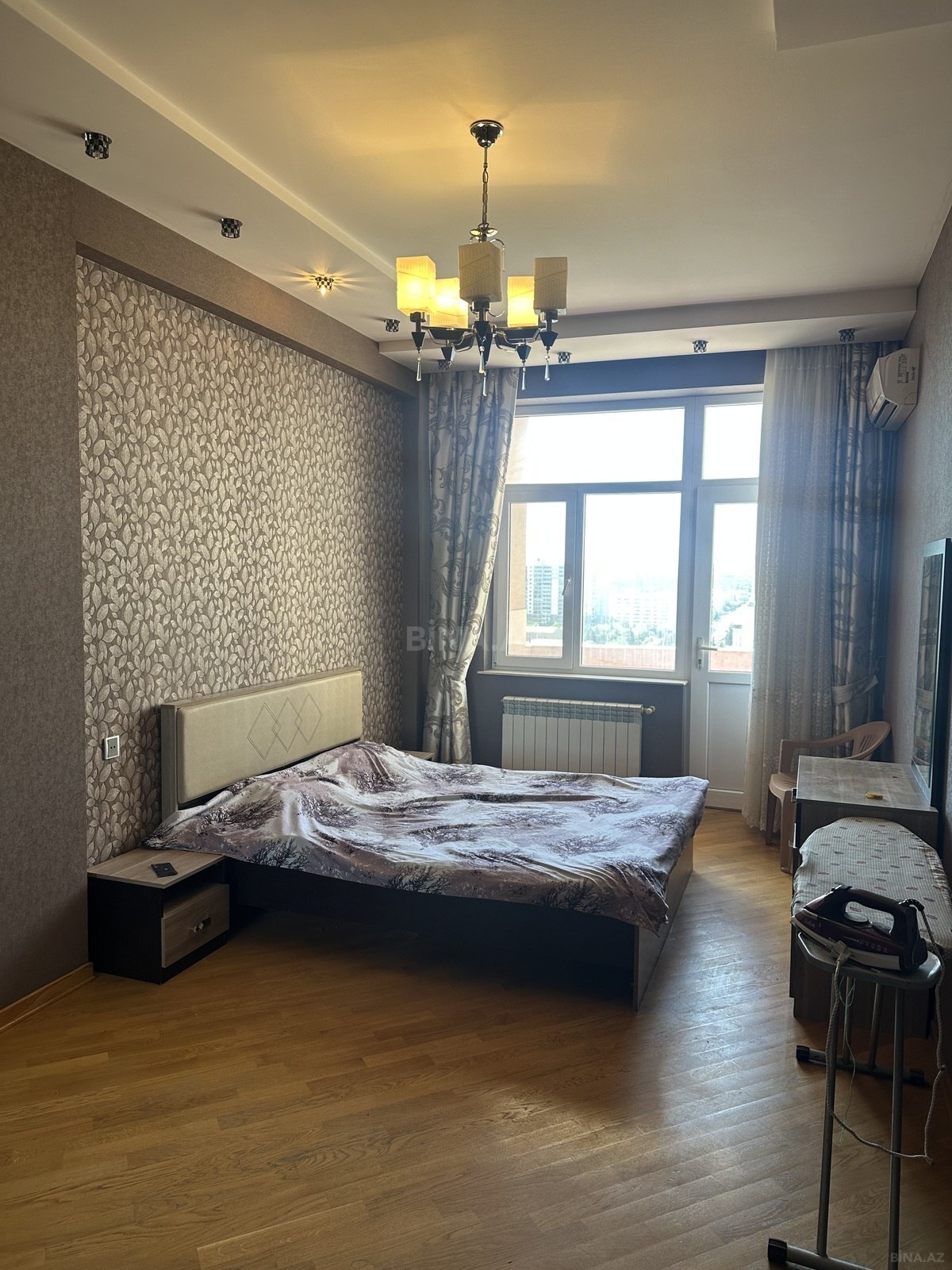 4 otaqlı Yeni tikili, Elmlər Akademiyası m., Bakı