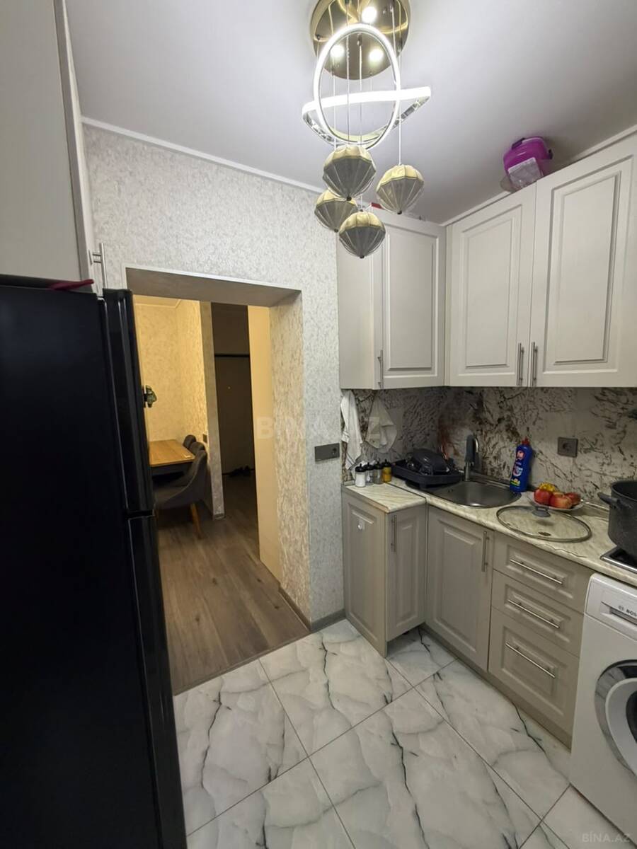 2 otaqlı Köhnə tikili, Bakıxanov q., Bakı