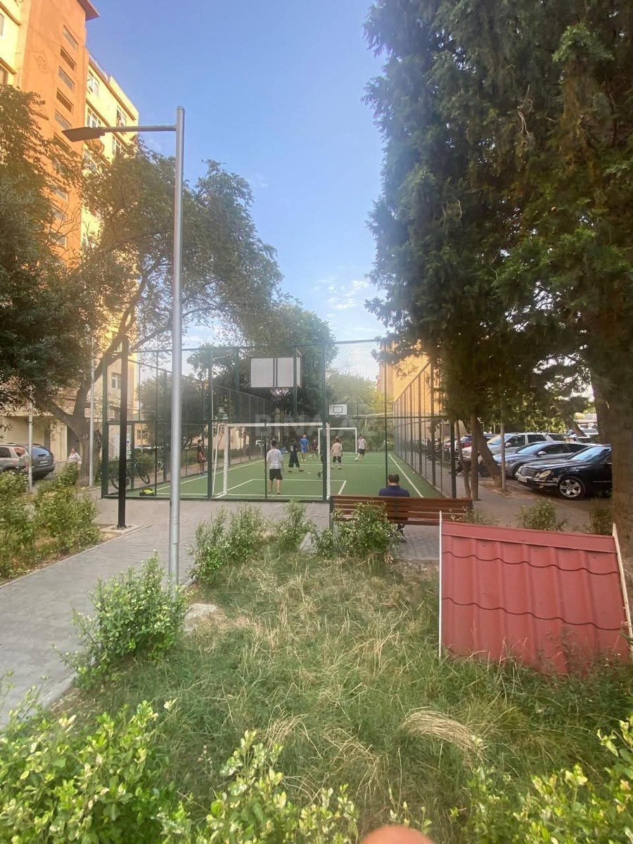 2 otaqlı Köhnə tikili, Azadlıq Prospekti m., Bakı