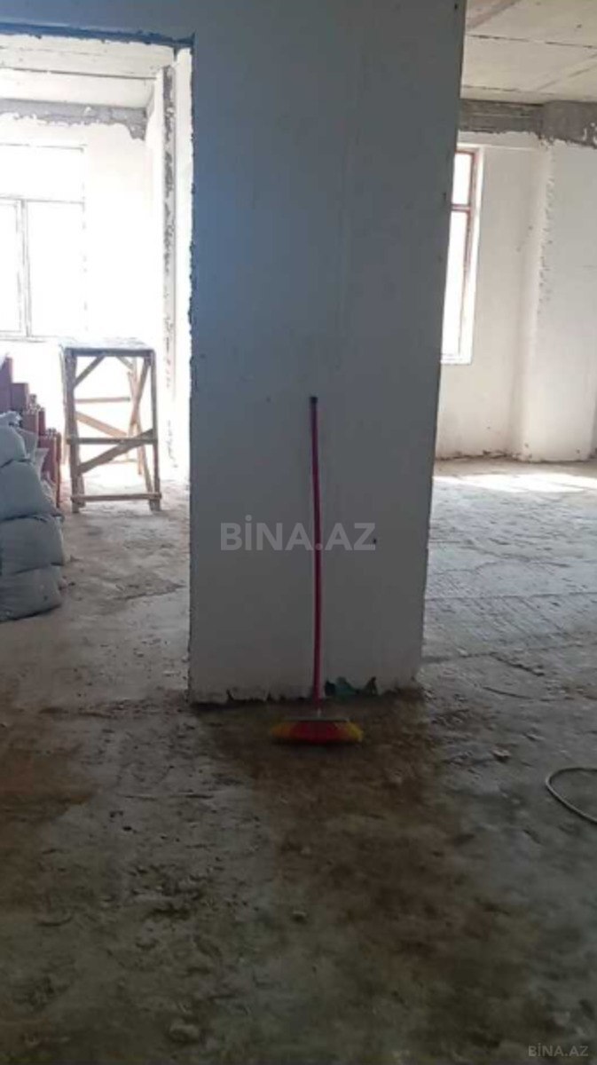 4 otaqlı Yeni tikili, Nizami m., Bakı