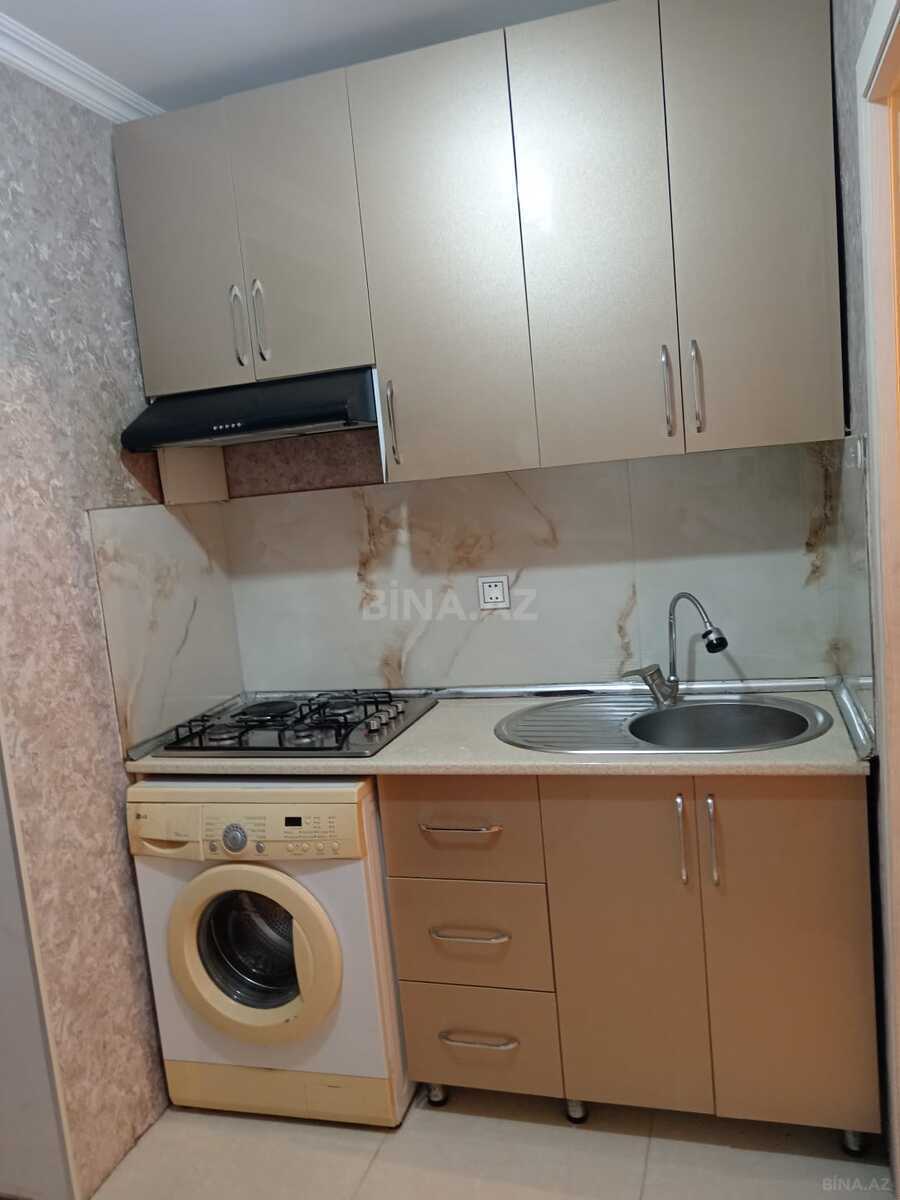2 otaqlı Köhnə tikili, Bakıxanov q., Bakı