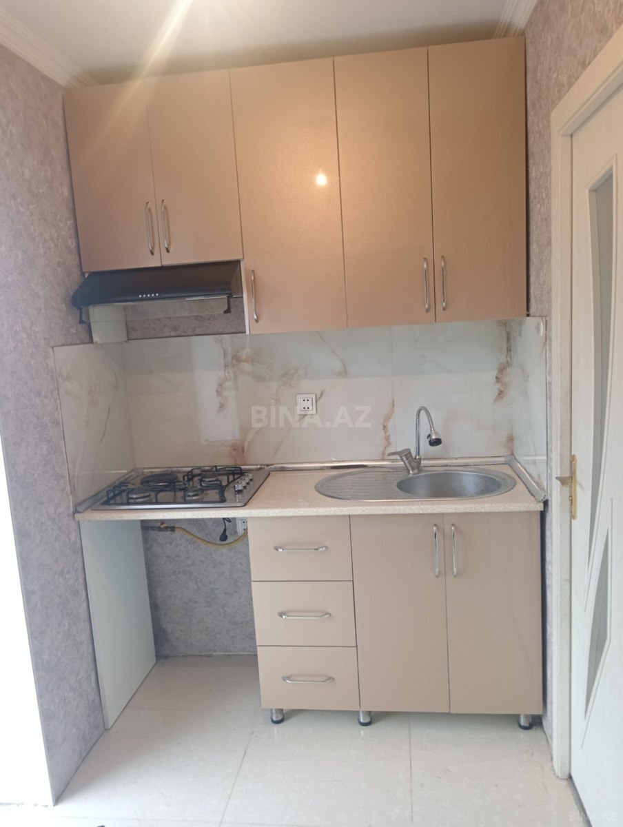 2 otaqlı Köhnə tikili, Bakıxanov q., Bakı