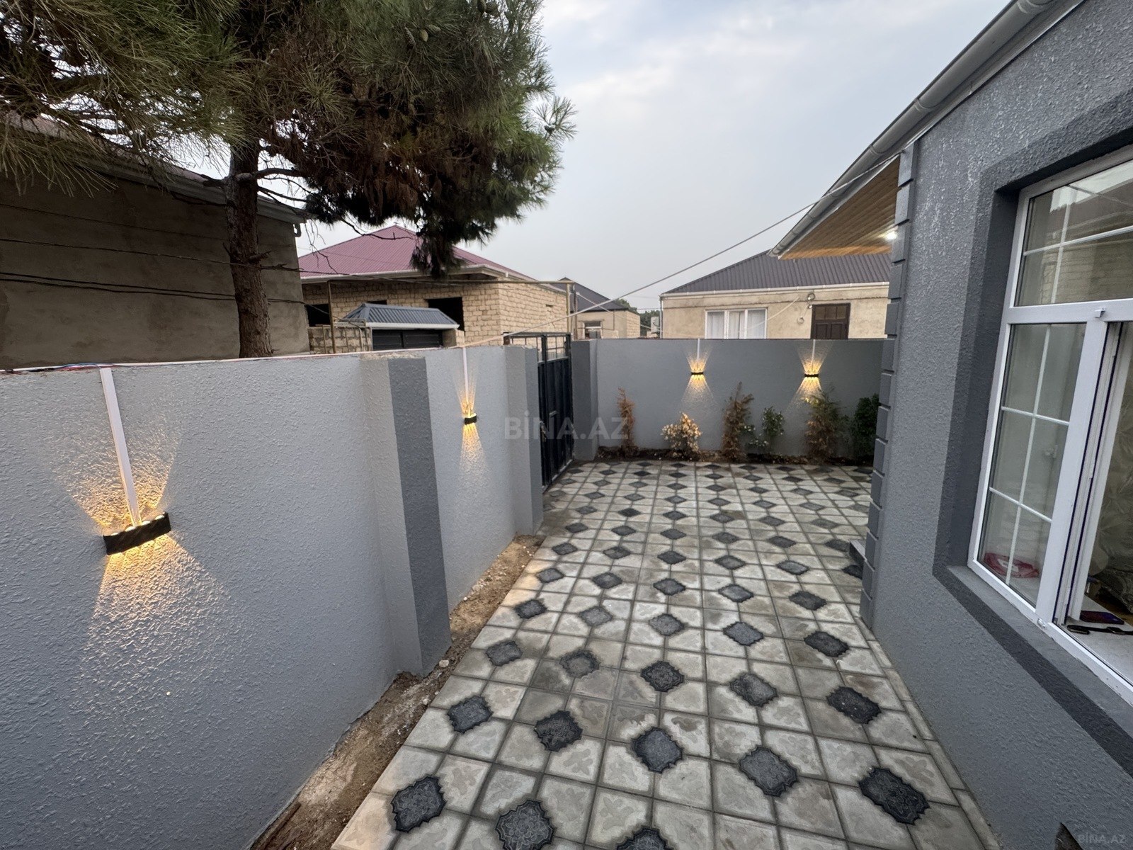 4 otaqlı, 100.0 m², Binə