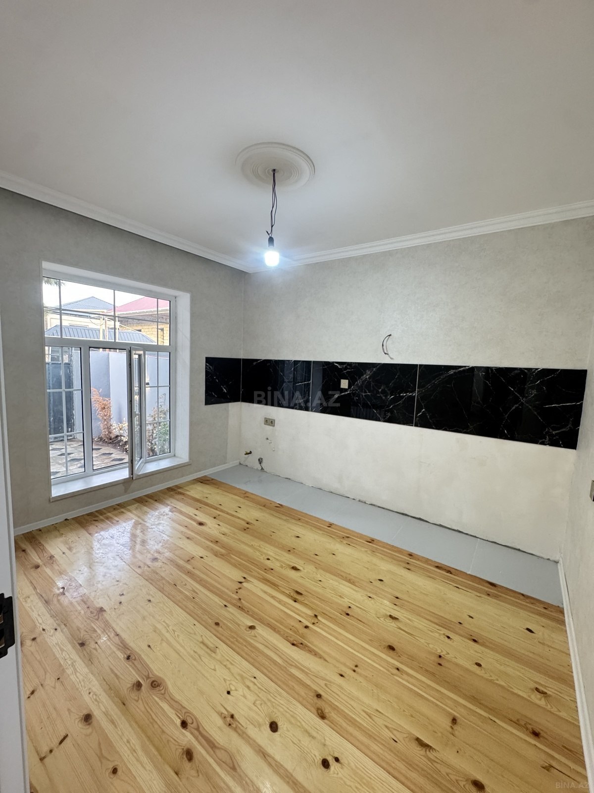 4 otaqlı Həyət evi/Bağ evi, Binə q., Bakı