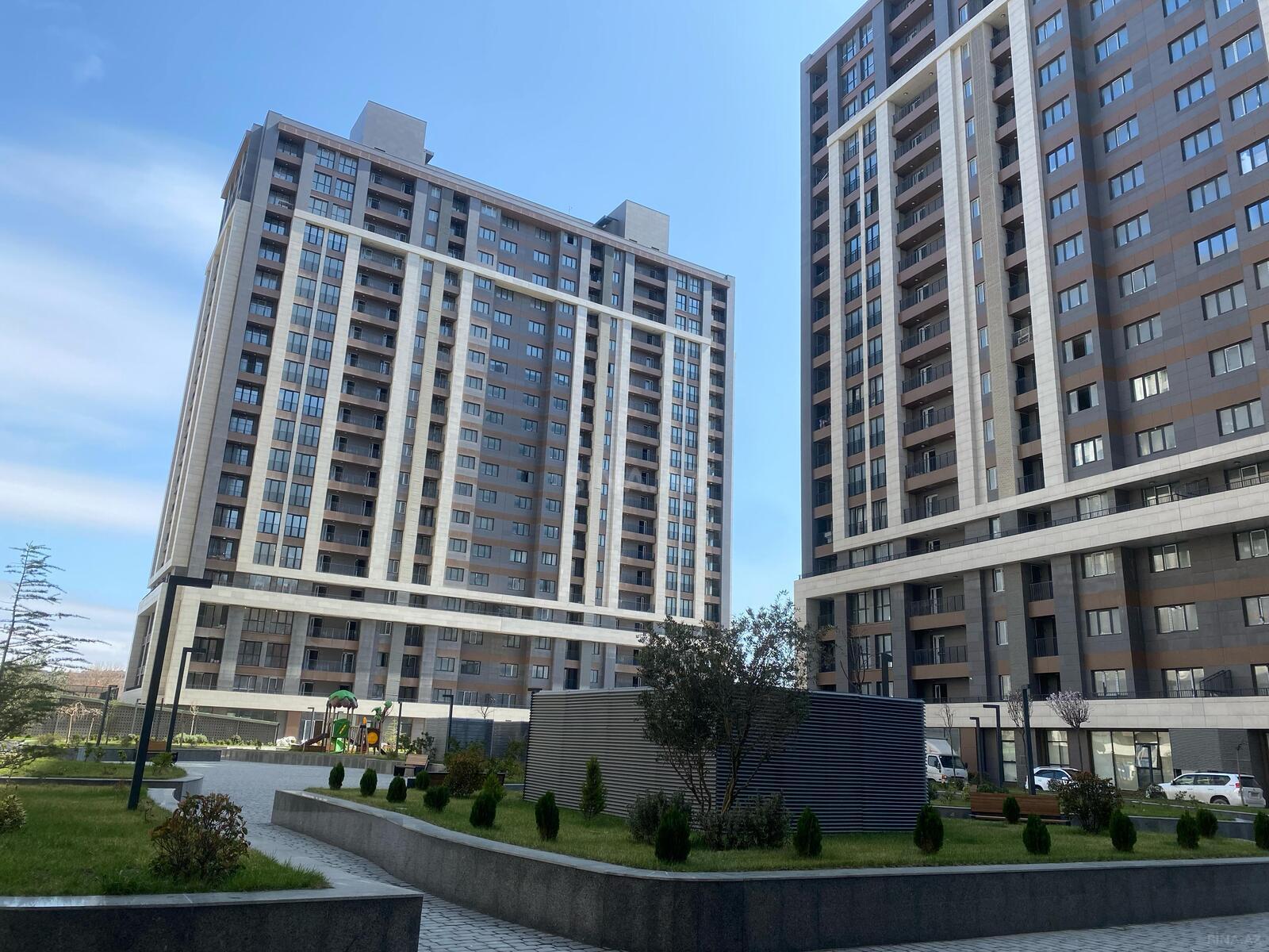 3 otaqlı Yeni tikili, Şah İsmayıl Xətai m., Bakı