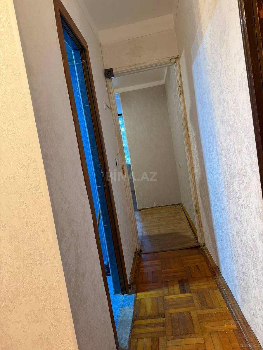 3 otaqlı Köhnə tikili, Elmlər Akademiyası m., Bakı