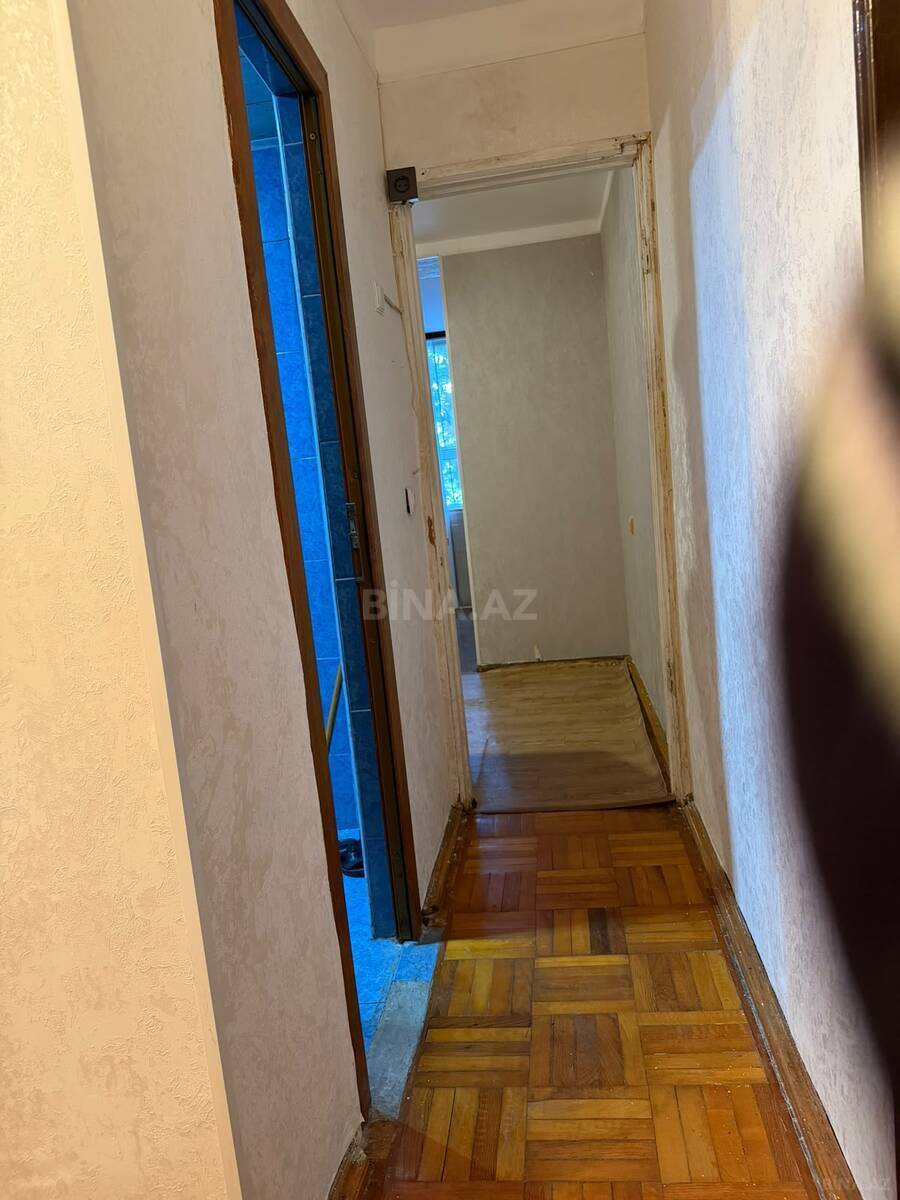 3 otaqlı Köhnə tikili, Elmlər Akademiyası m., Bakı