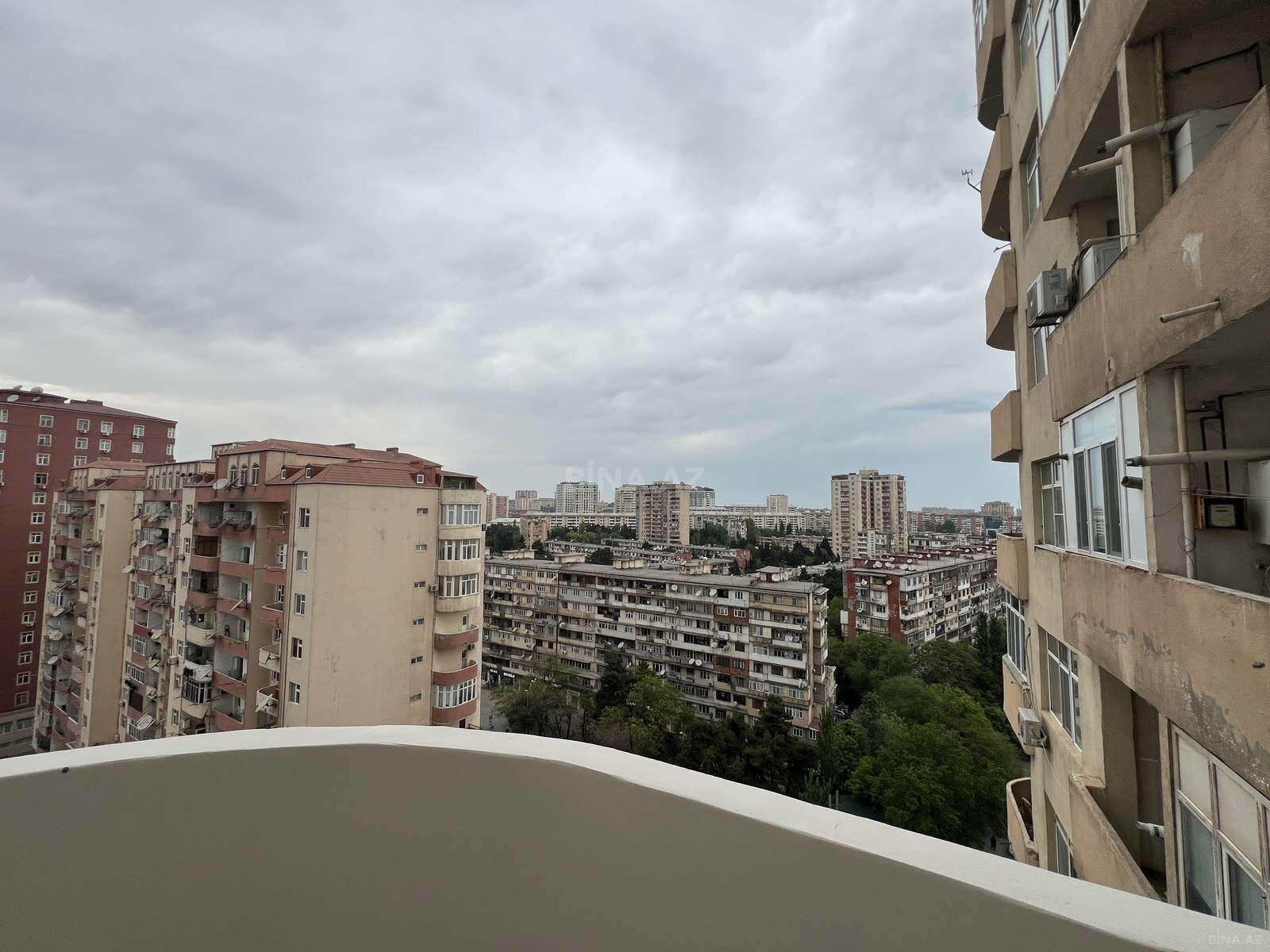 3 otaqlı Yeni tikili, Azadlıq Prospekti m., Bakı