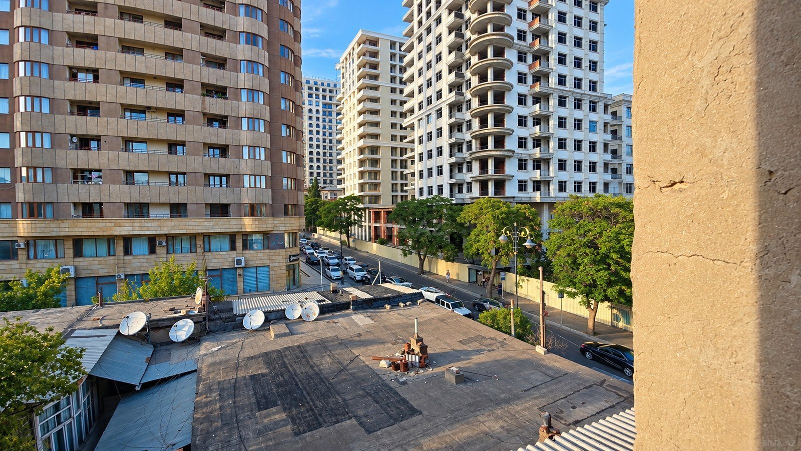 3 otaqlı Köhnə tikili, 28 May m., Bakı