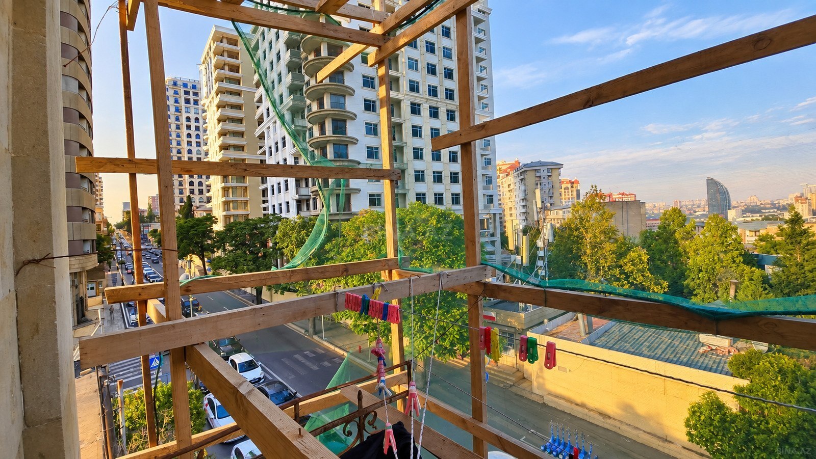 3 otaqlı Köhnə tikili, 28 May m., Bakı
