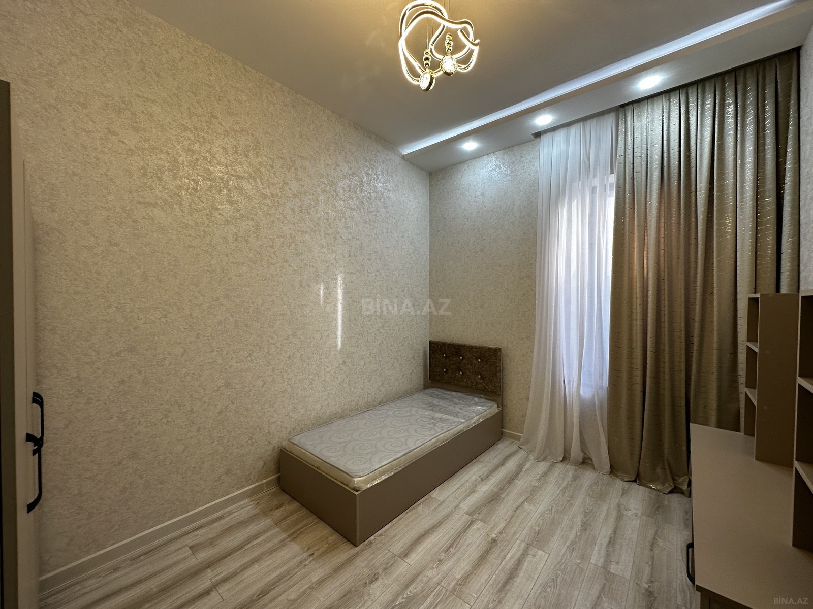 4 otaqlı Həyət evi/Bağ evi, Mərdəkan q., Bakı