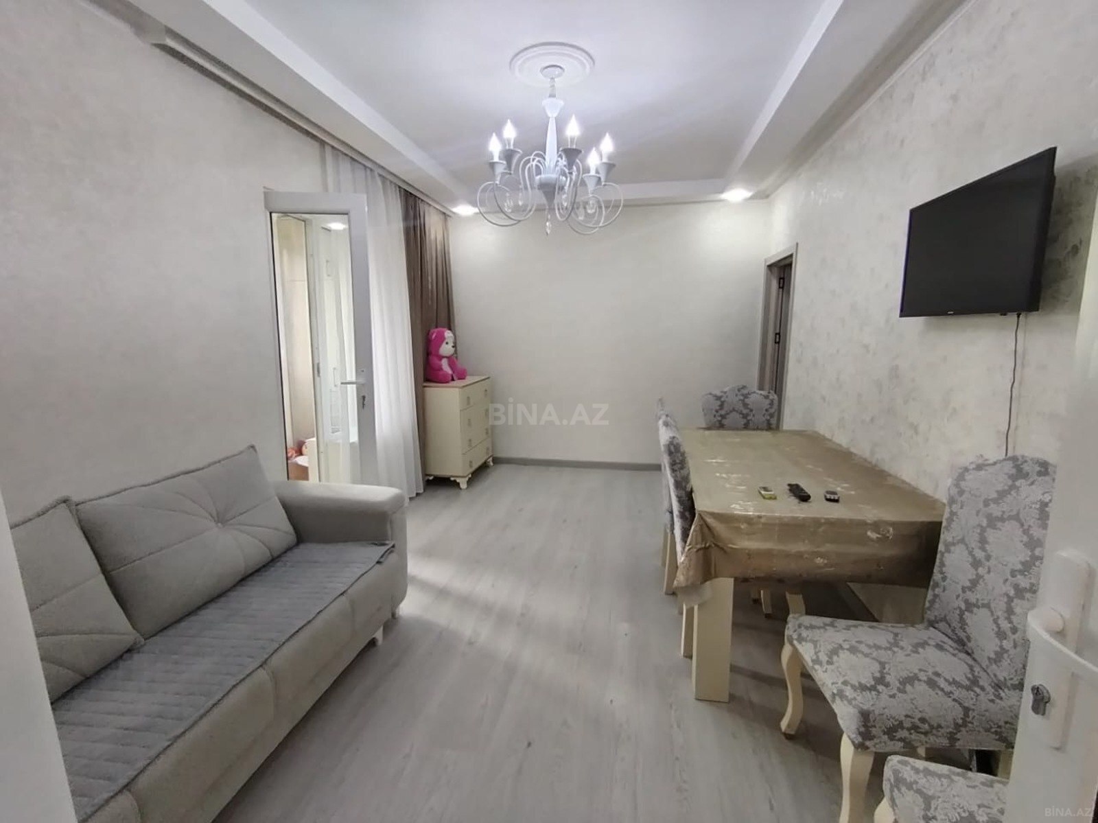 2 otaqlı Köhnə tikili, Memar Əcəmi m., Bakı