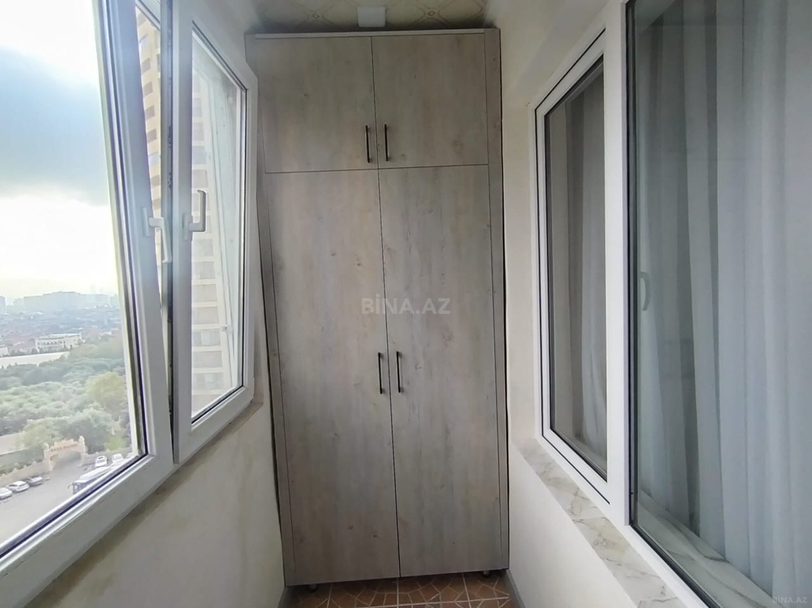 2 otaqlı Köhnə tikili, Memar Əcəmi m., Bakı