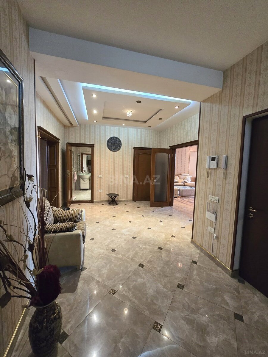 3 otaqlı Yeni tikili, 28 May m., Bakı