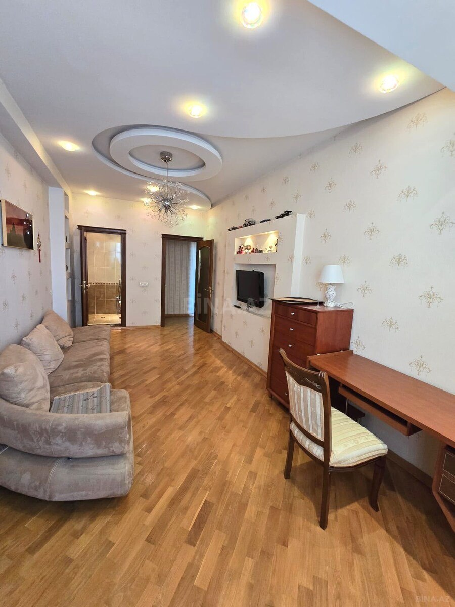 3 otaqlı Yeni tikili, 28 May m., Bakı