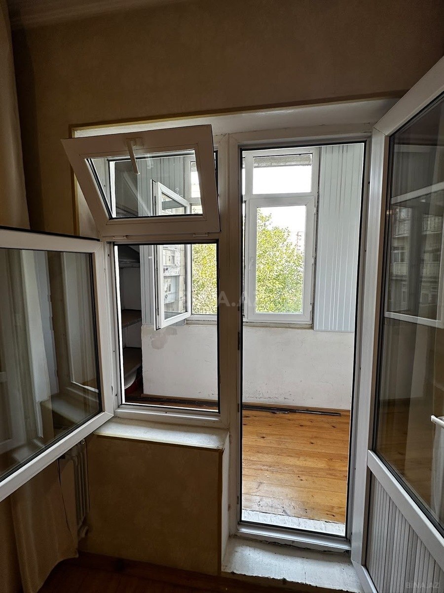 2 otaqlı Köhnə tikili, Yeni Yasamal q., Bakı