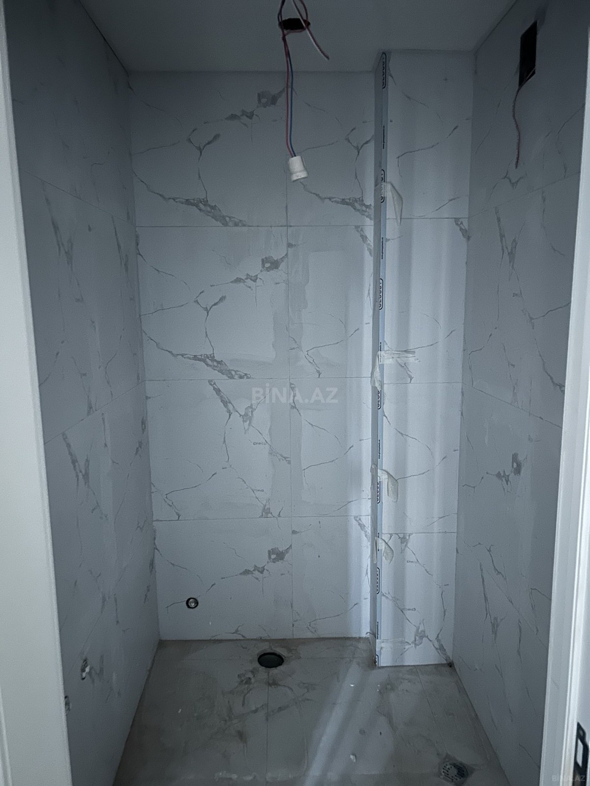 3 otaqlı Yeni tikili, Neftçilər m., Bakı