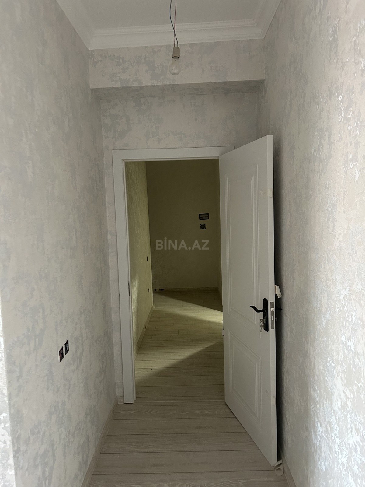 3 otaqlı Yeni tikili, Neftçilər m., Bakı