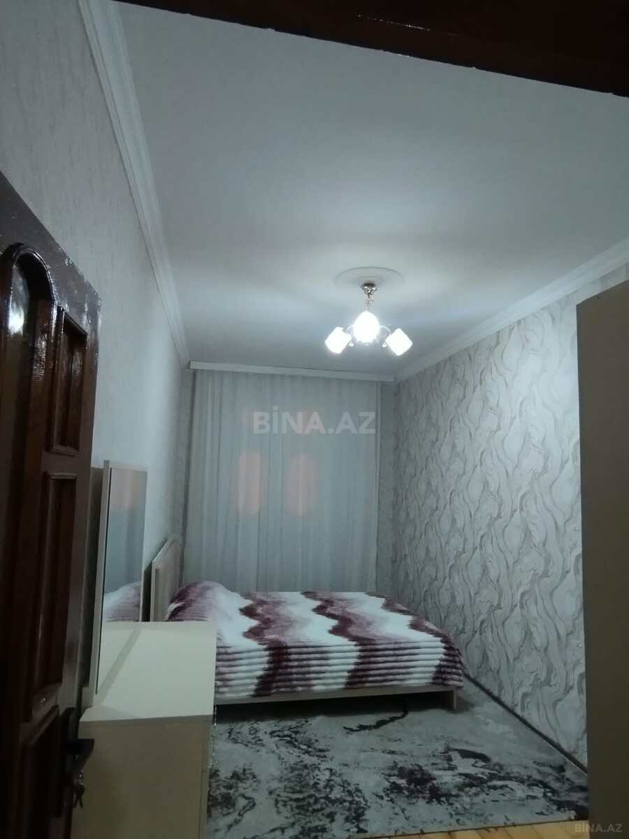 2 otaqlı Köhnə tikili, Memar Əcəmi m., Bakı