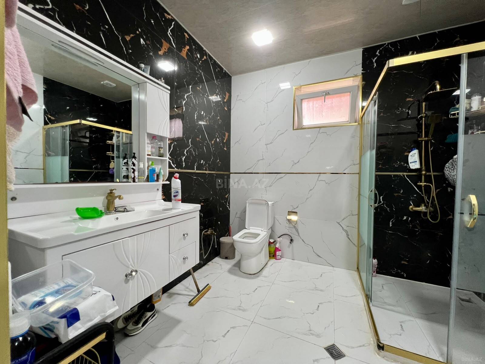 4 otaqlı Həyət evi/Bağ evi, Novxanı q., Bakı