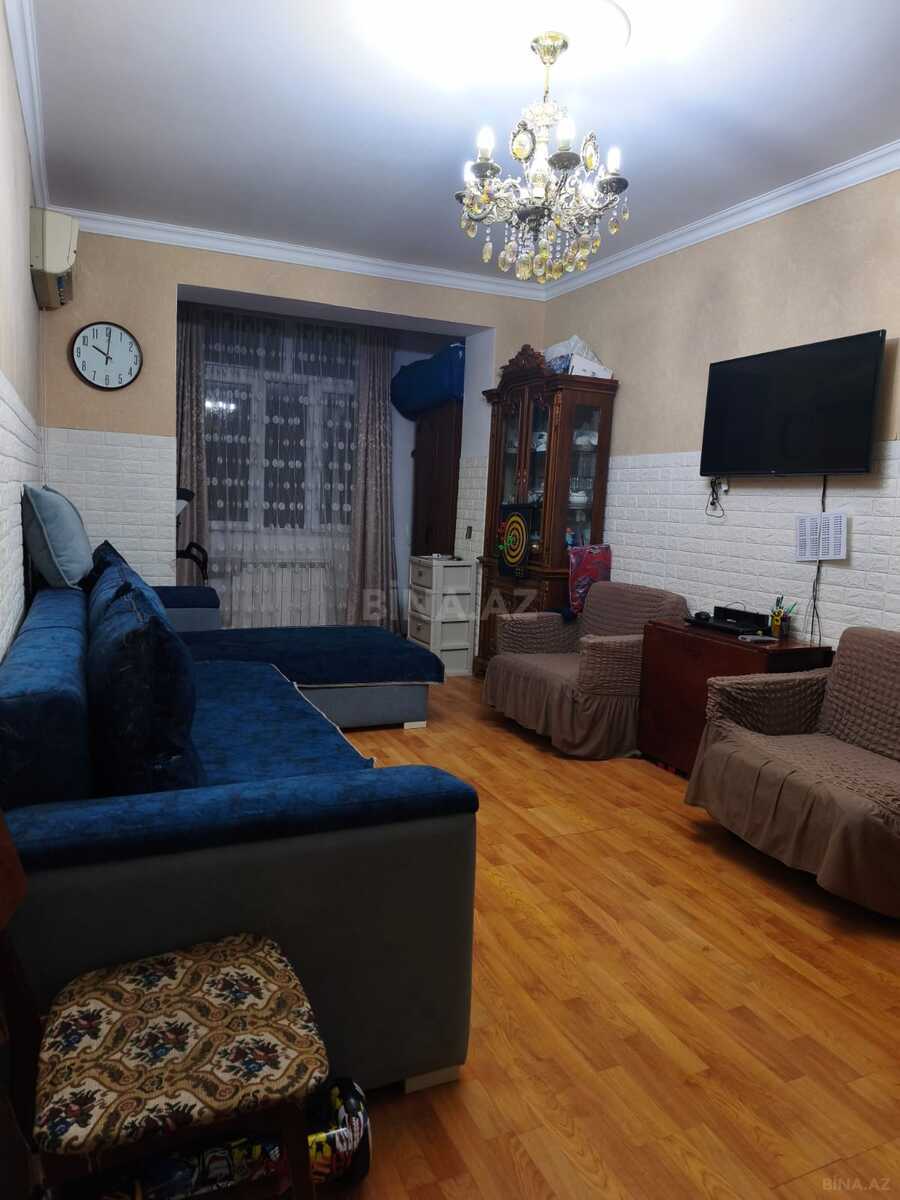 2 otaqlı Köhnə tikili, Xalqlar Dostluğu m., Bakı