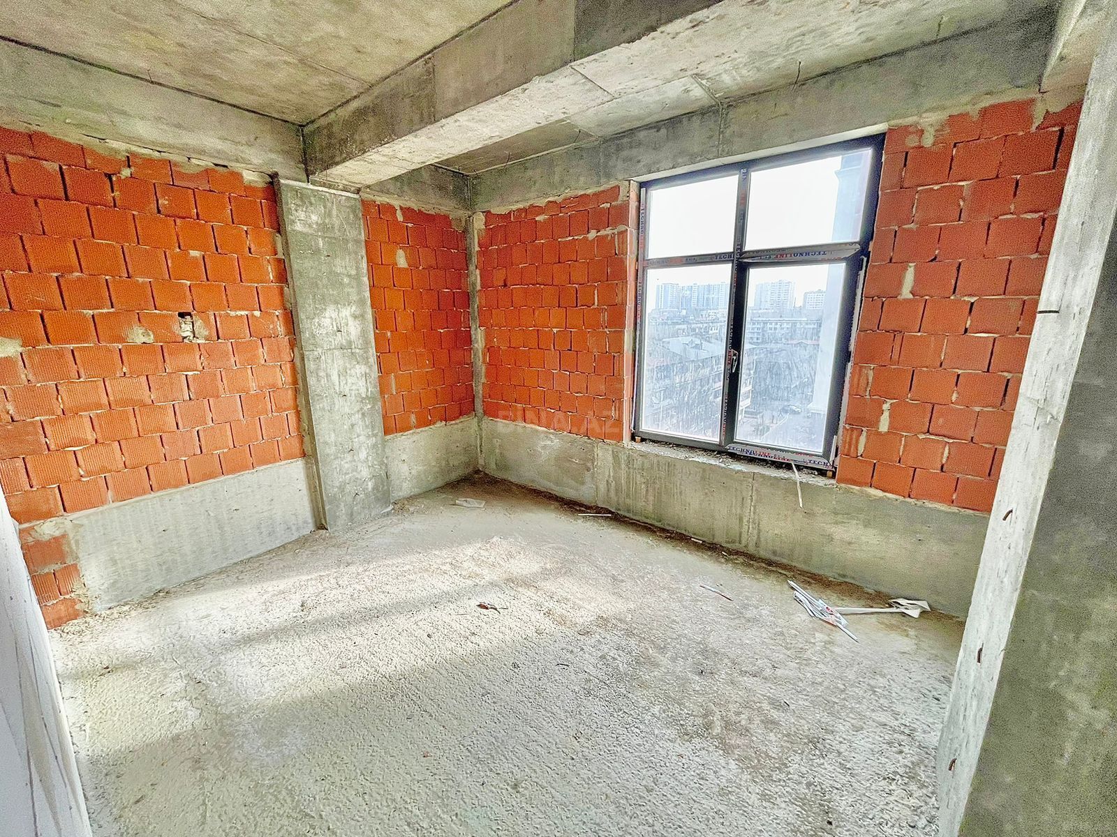 3 otaqlı Yeni tikili, Qara Qarayev m., Bakı