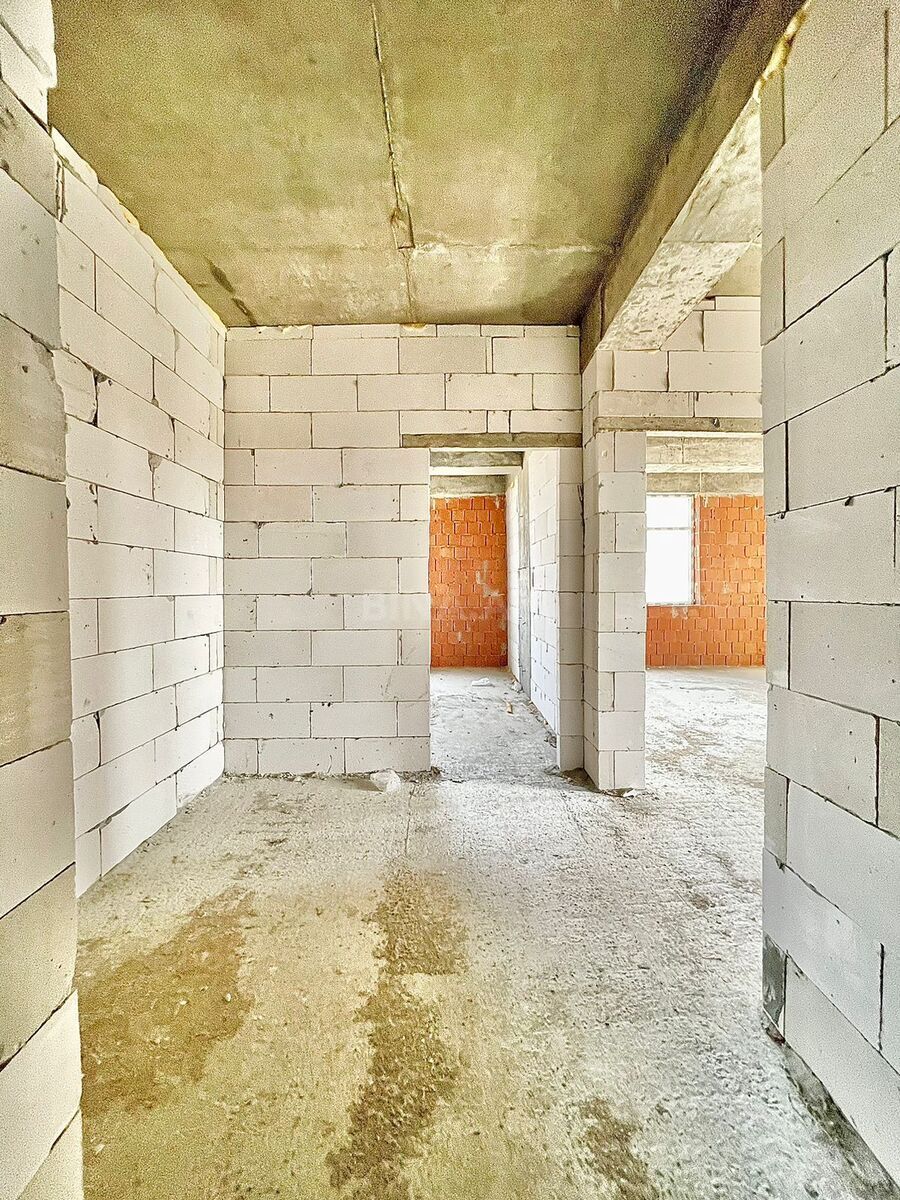 3 otaqlı Yeni tikili, Qara Qarayev m., Bakı