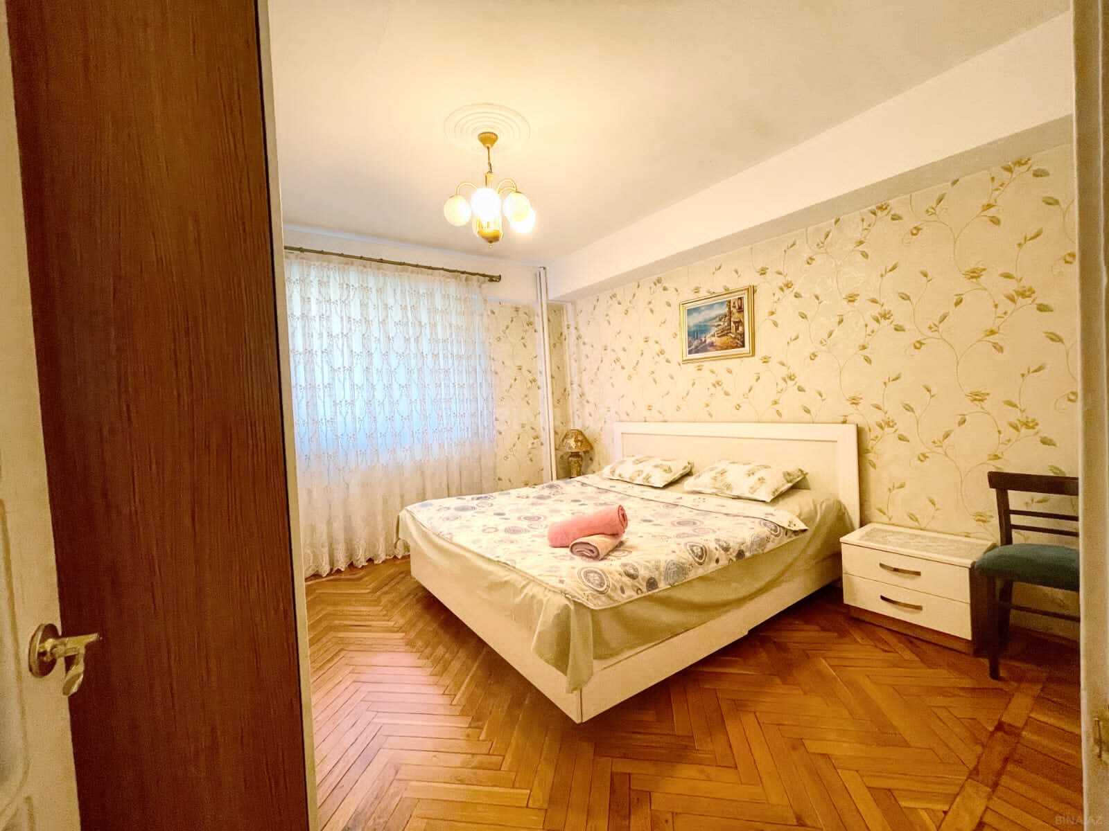 2 otaqlı Köhnə tikili, 28 May m., Bakı
