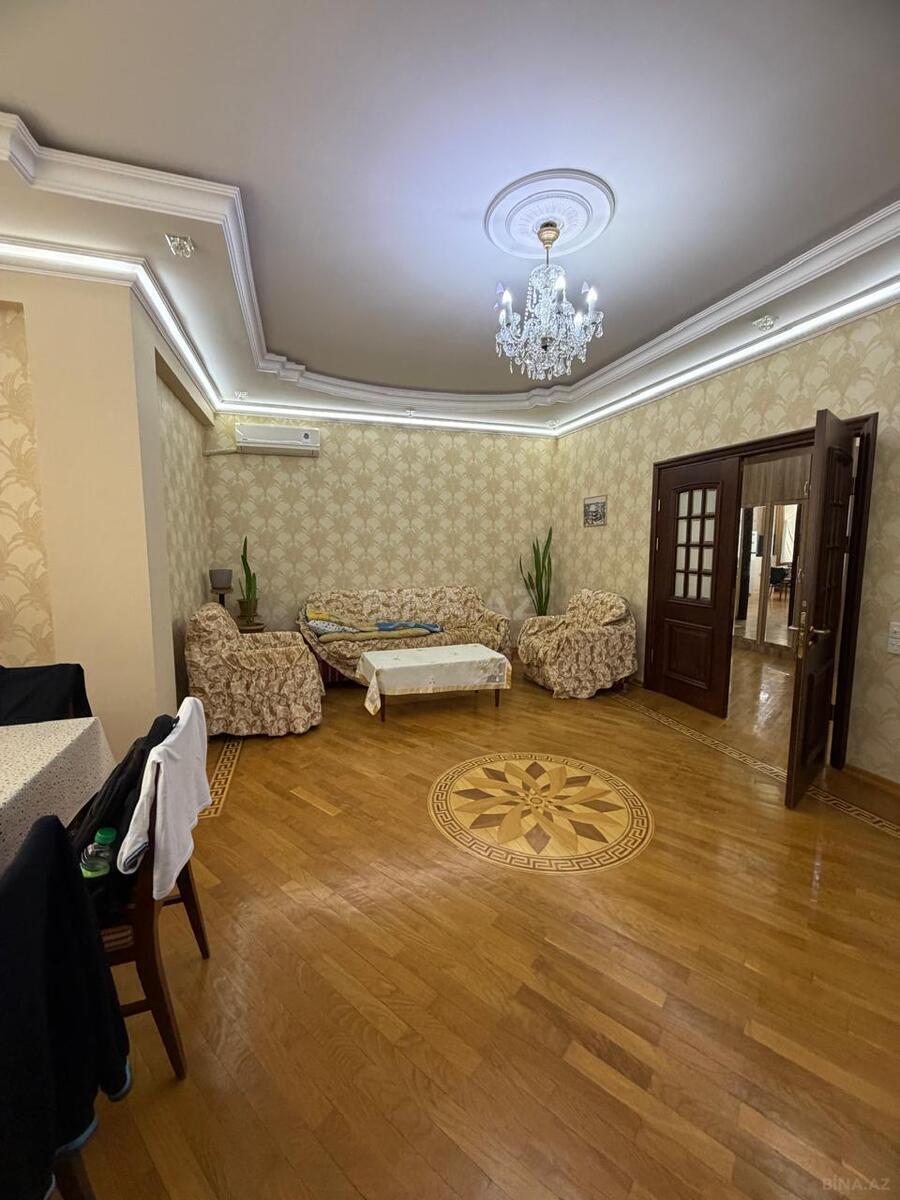 3 otaqlı Yeni tikili, İnşaatçılar m., Bakı