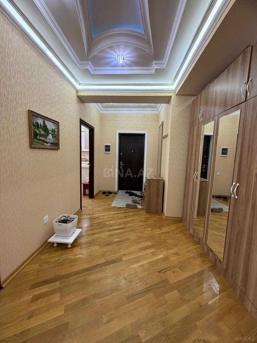 3 otaqlı Yeni tikili, İnşaatçılar m., Bakı