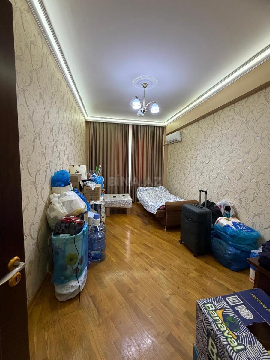3 otaqlı Yeni tikili, İnşaatçılar m., Bakı