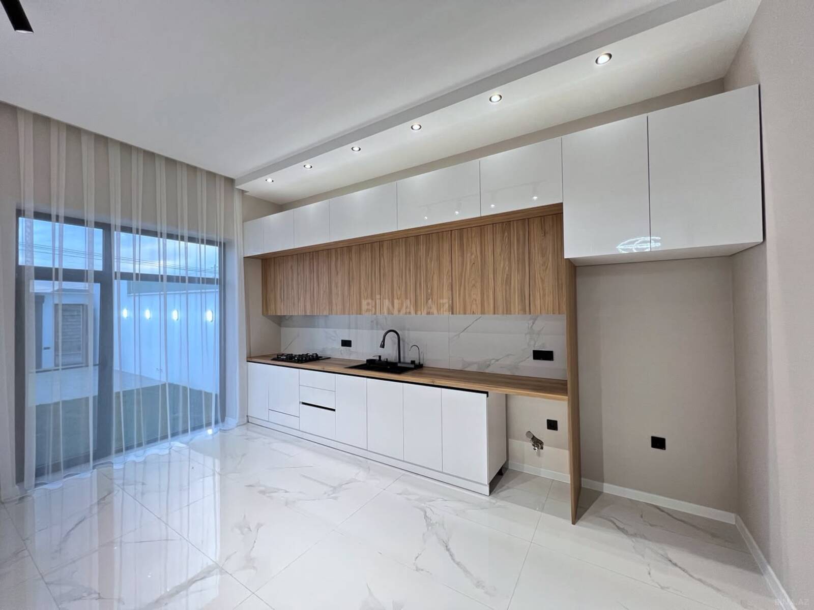 4 otaqlı Həyət evi/Bağ evi, Mərdəkan q., Bakı