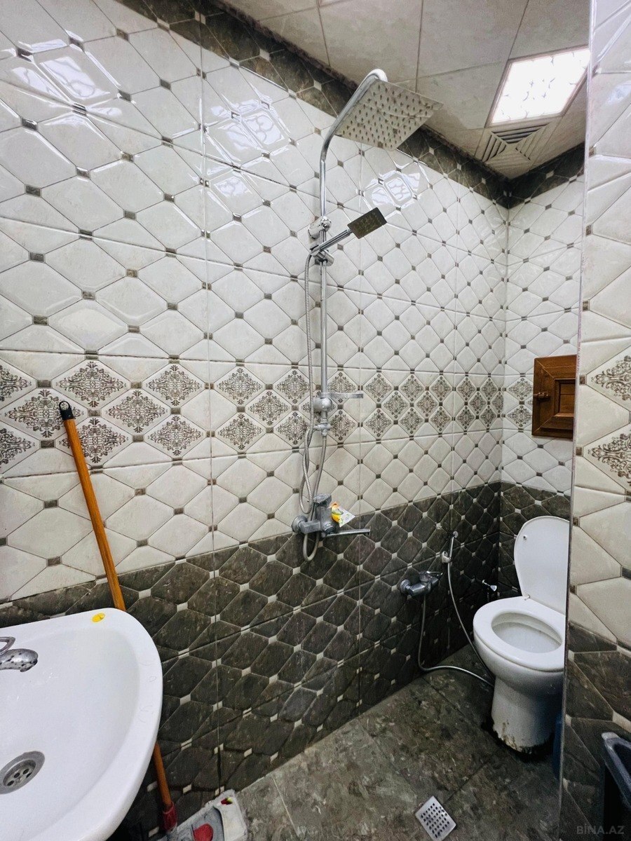 2 otaqlı Köhnə tikili, Memar Əcəmi m., Bakı