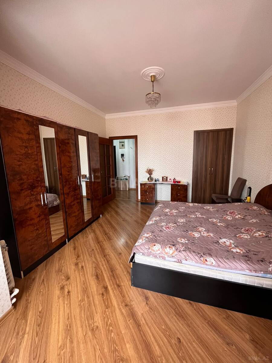 2 otaqlı Köhnə tikili, Elmlər Akademiyası m., Bakı