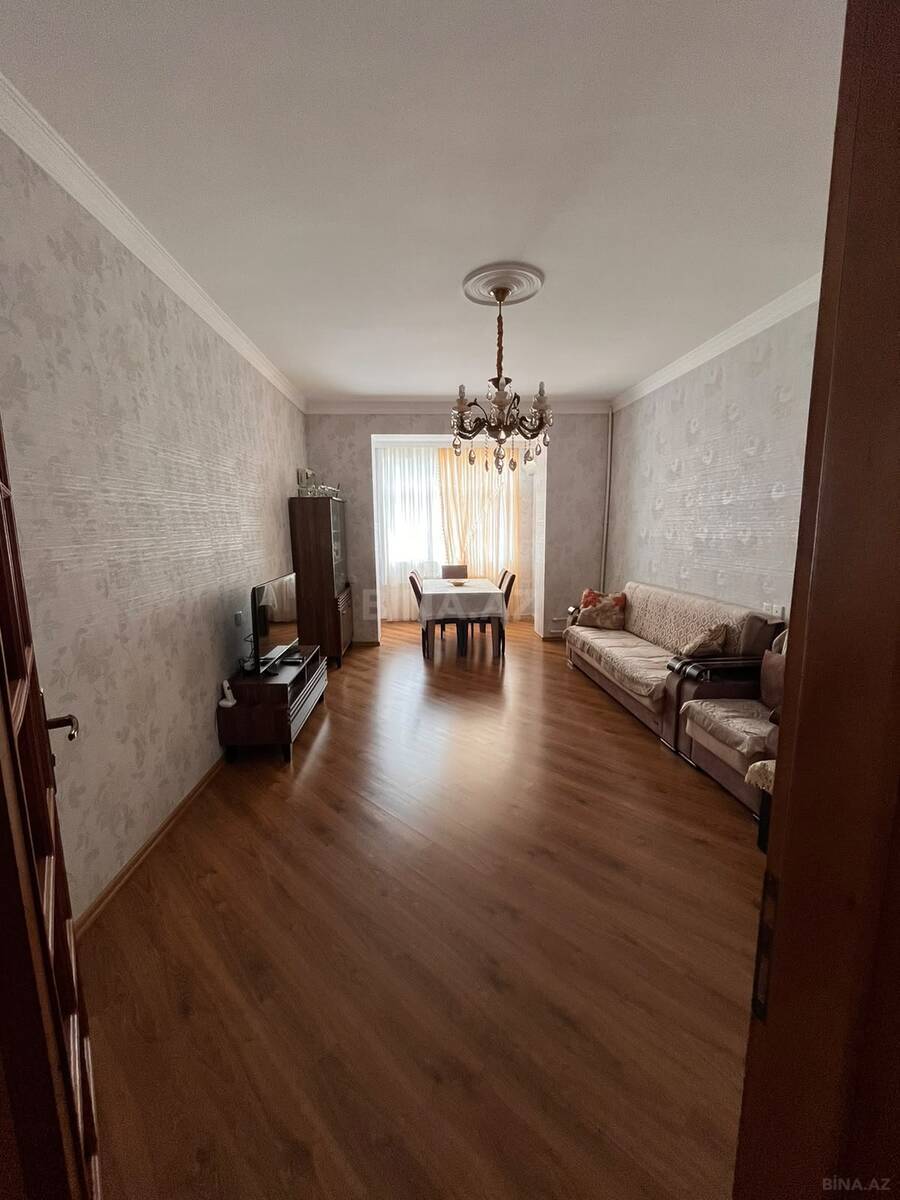 2 otaqlı Köhnə tikili, Elmlər Akademiyası m., Bakı