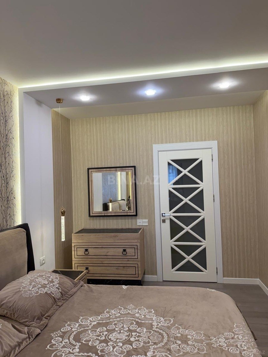 2 otaqlı Yeni tikili, 8 Noyabr m., Bakı