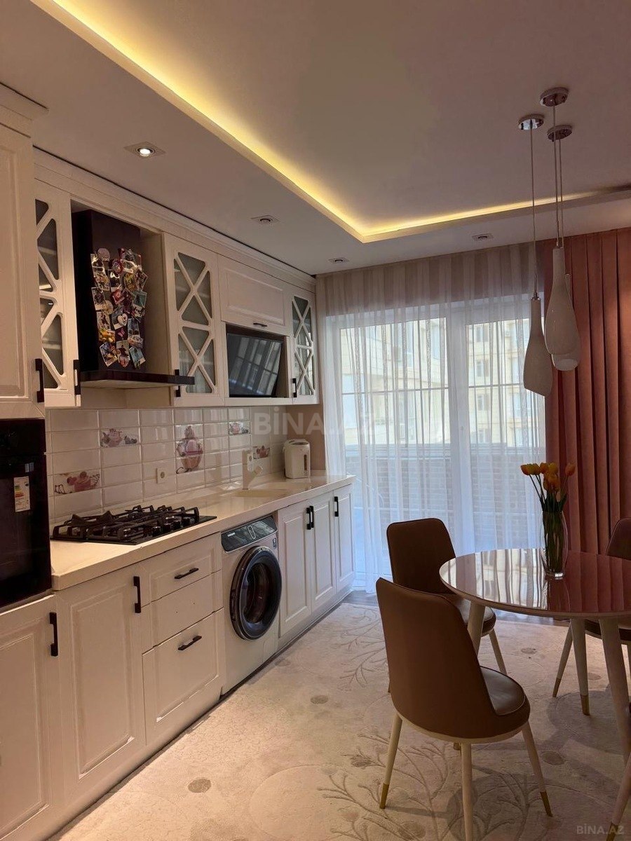 2 otaqlı Yeni tikili, 8 Noyabr m., Bakı