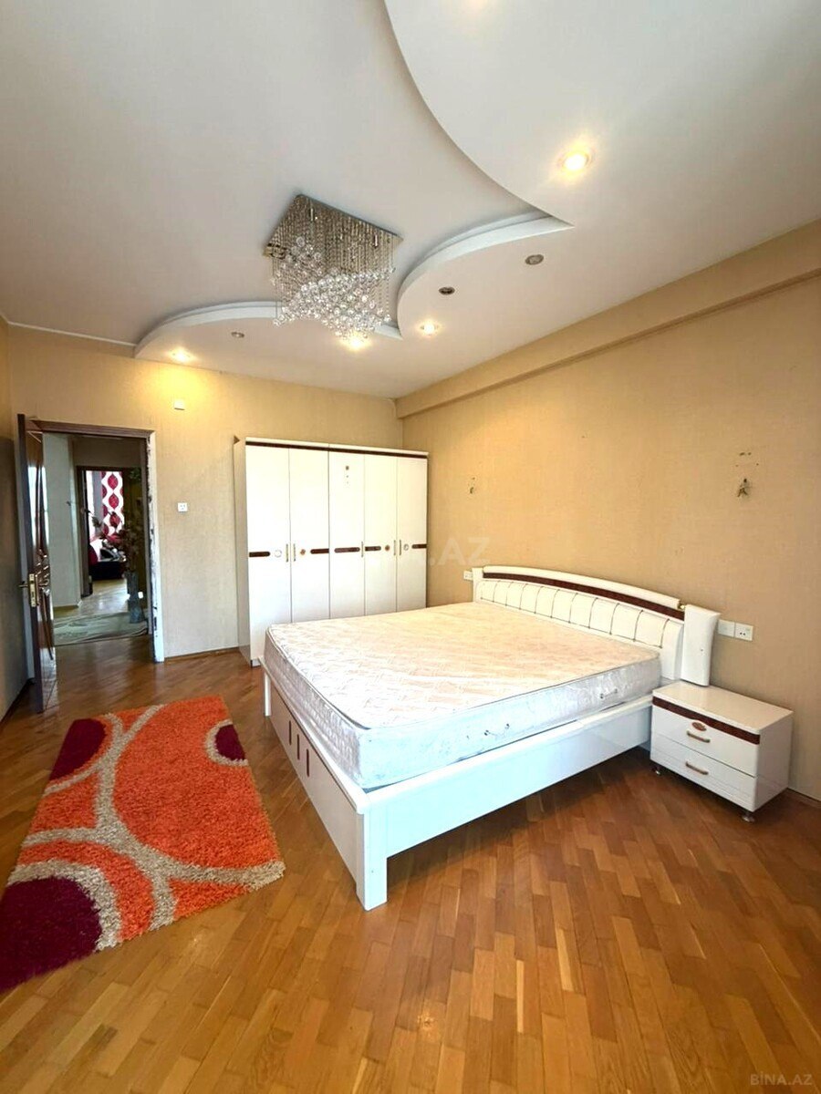 3 otaqlı Yeni tikili, 8 Noyabr m., Bakı