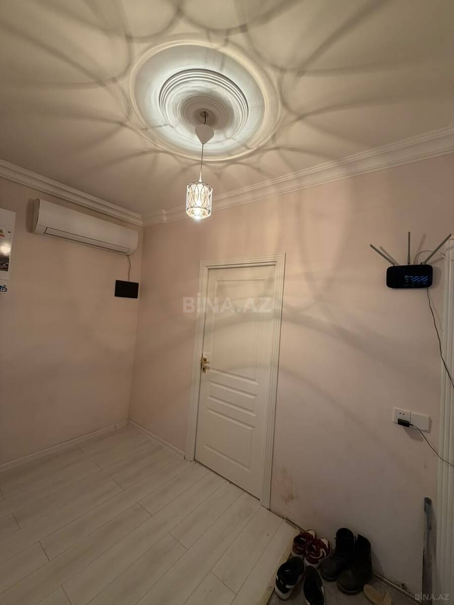 3 otaqlı Köhnə tikili, Həzi Aslanov m., Bakı