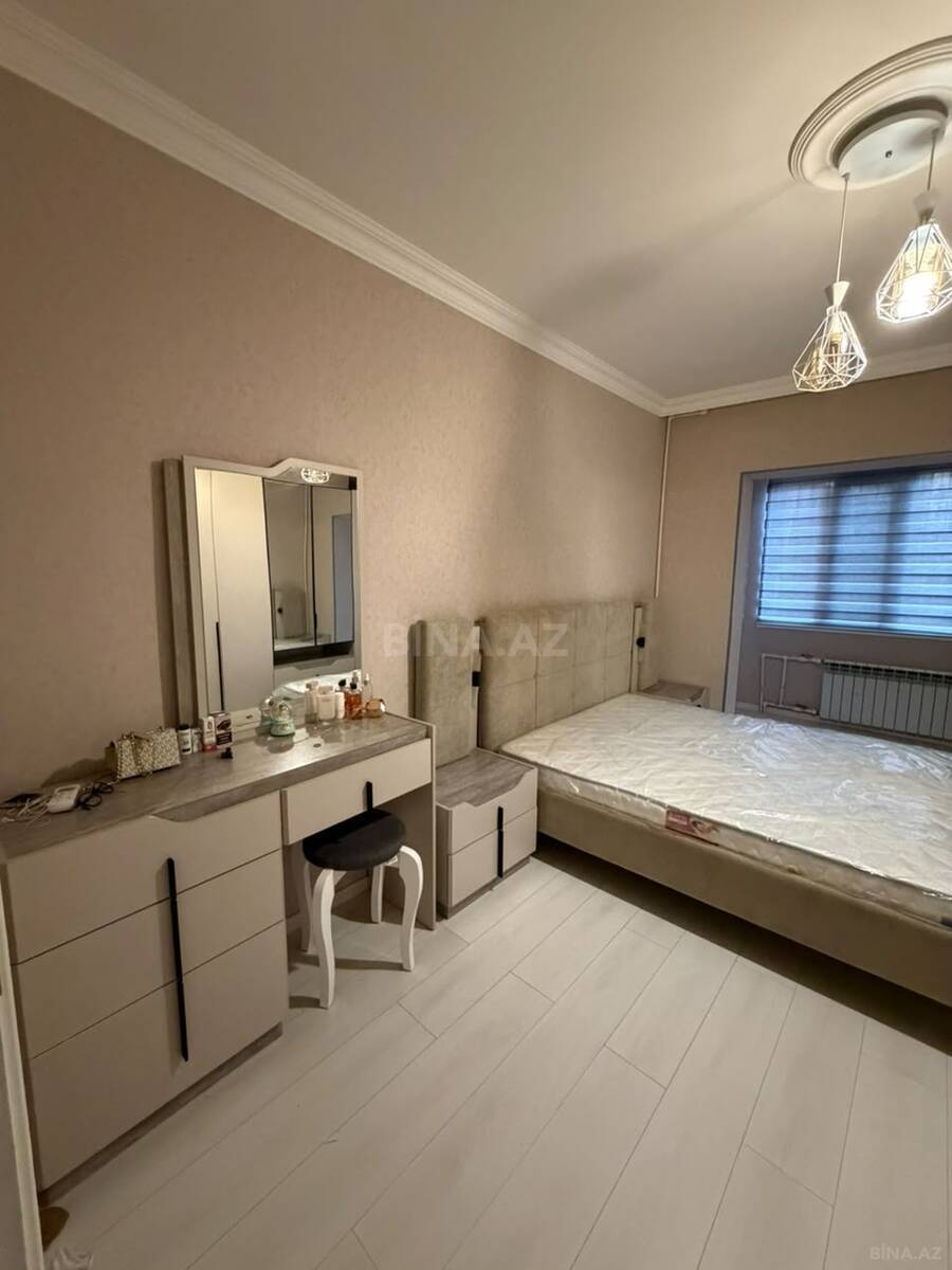 3 otaqlı Köhnə tikili, Həzi Aslanov m., Bakı