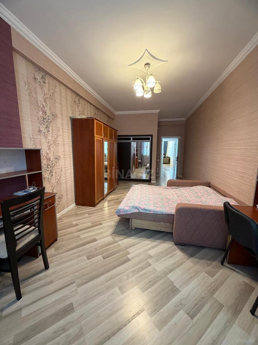 3 otaqlı Yeni tikili, İnşaatçılar m., Bakı
