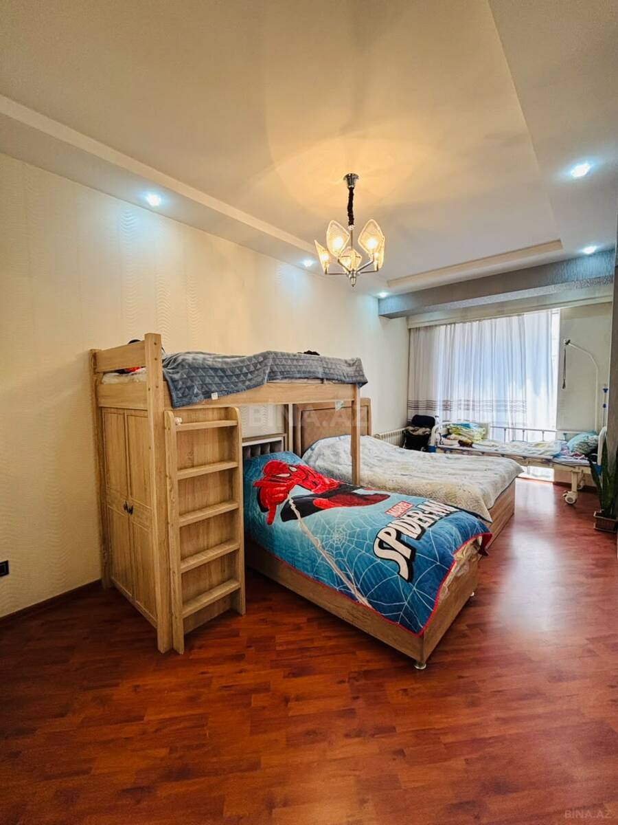 3 otaqlı Yeni tikili, Bakıxanov q., Bakı