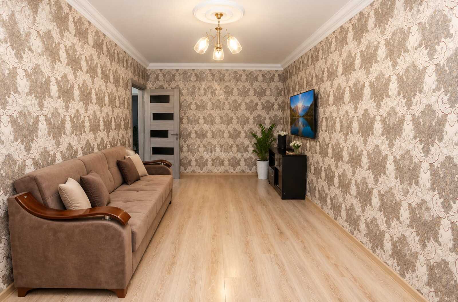 3 otaqlı Köhnə tikili, Əhmədli m., Bakı