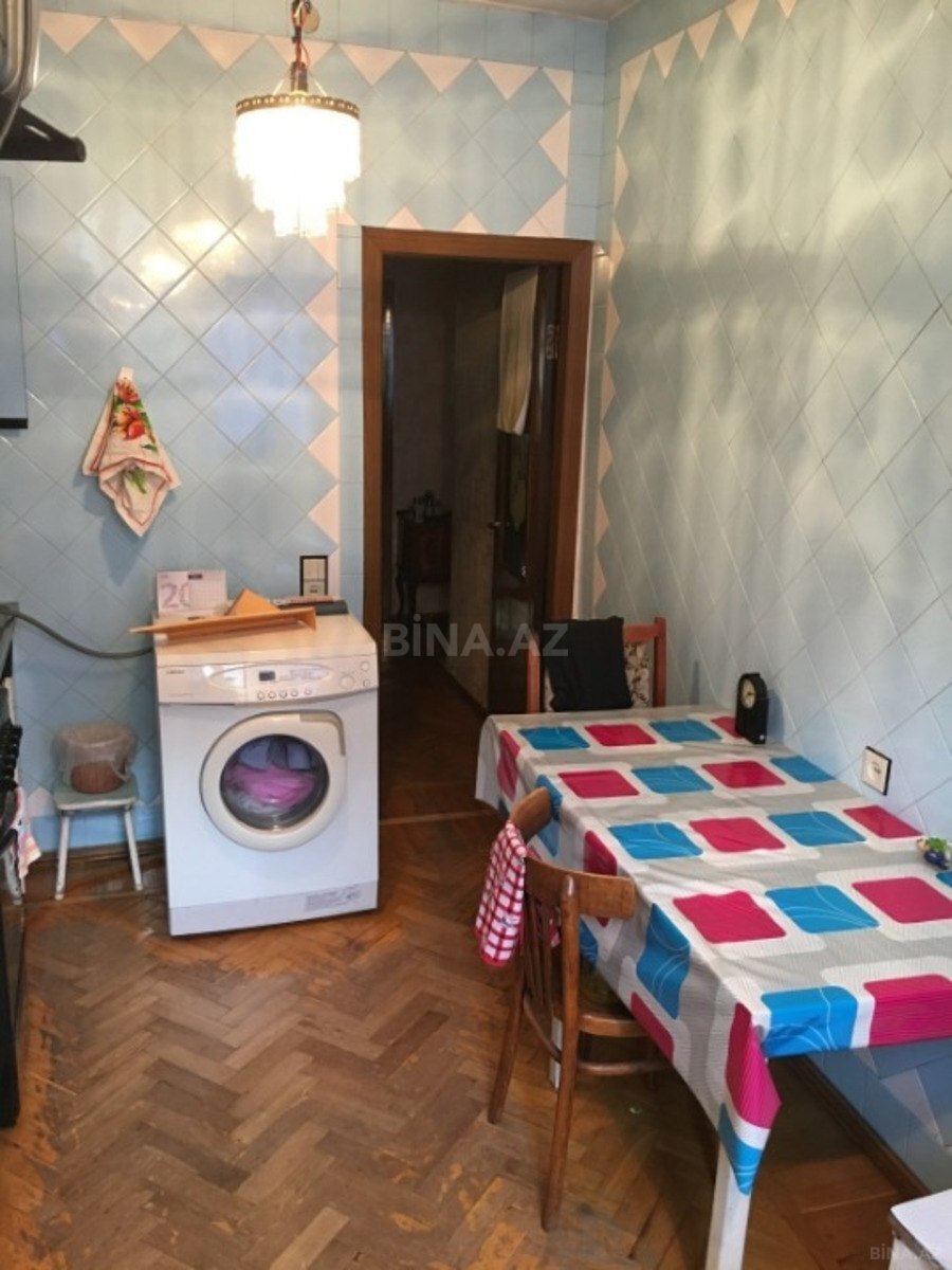 3 otaqlı Köhnə tikili, İçəri Şəhər m., Bakı