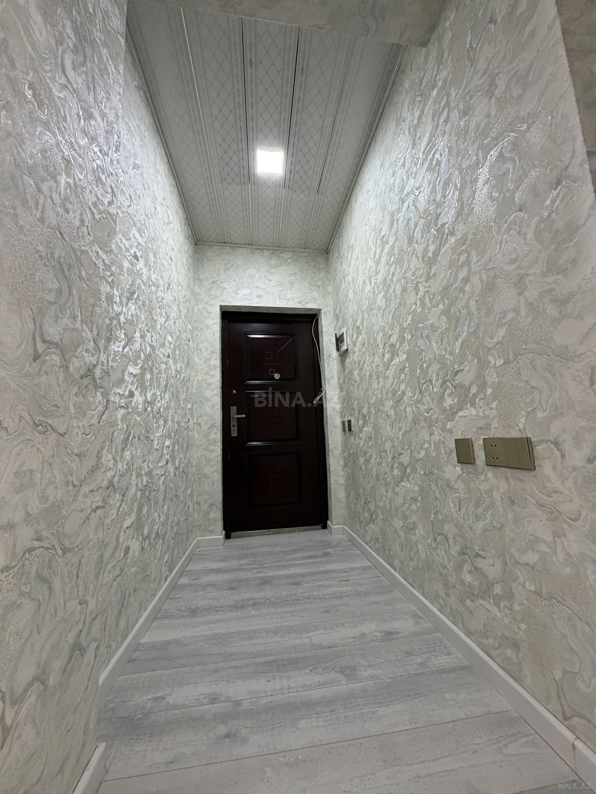 2 otaqlı Yeni tikili, Xırdalan