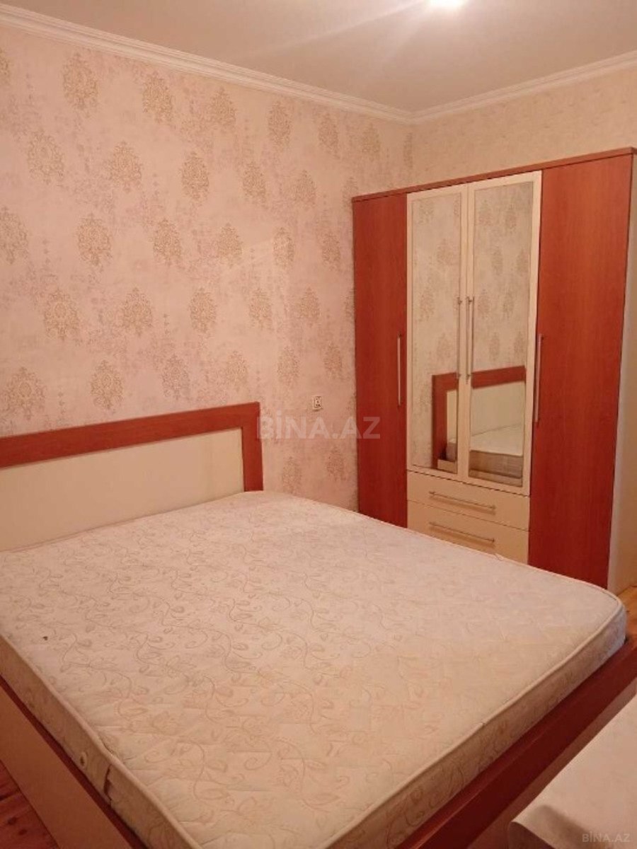2 otaqlı Köhnə tikili, Bakıxanov q., Bakı