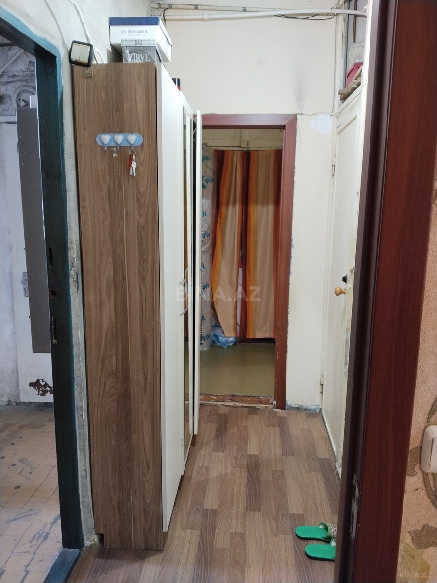 2 otaqlı Köhnə tikili, Memar Əcəmi m., Bakı