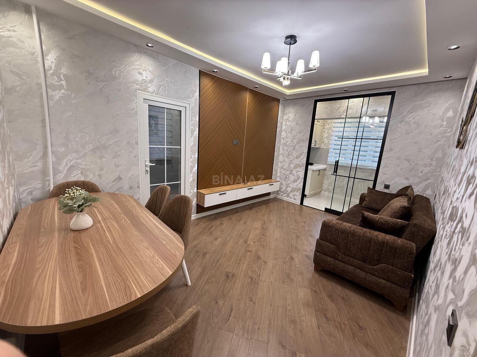 3 otaqlı, 65.0 m², Xalqlar Dostluğu