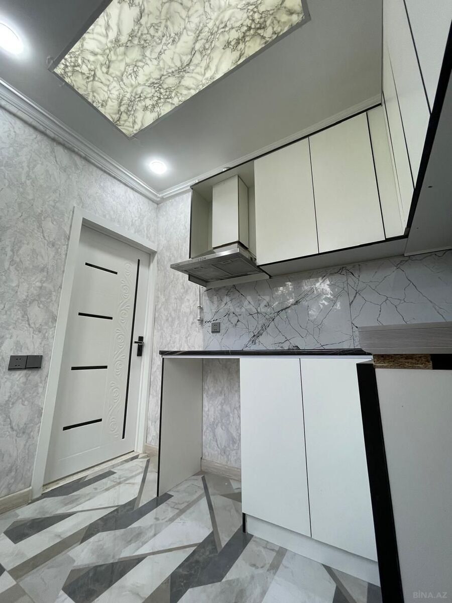 2 otaqlı Köhnə tikili, Memar Əcəmi m., Bakı
