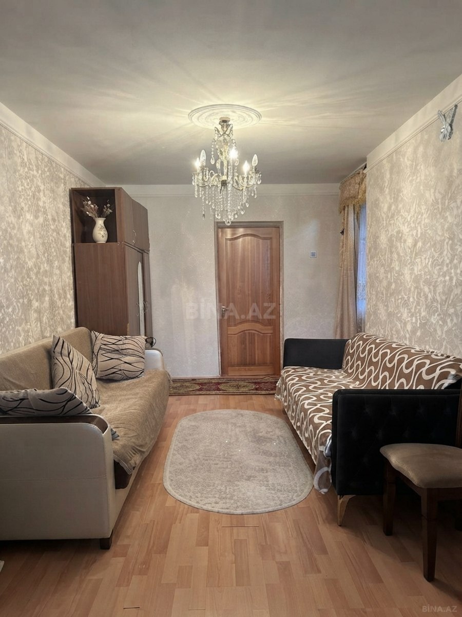2 otaqlı Köhnə tikili, Elmlər Akademiyası m., Bakı